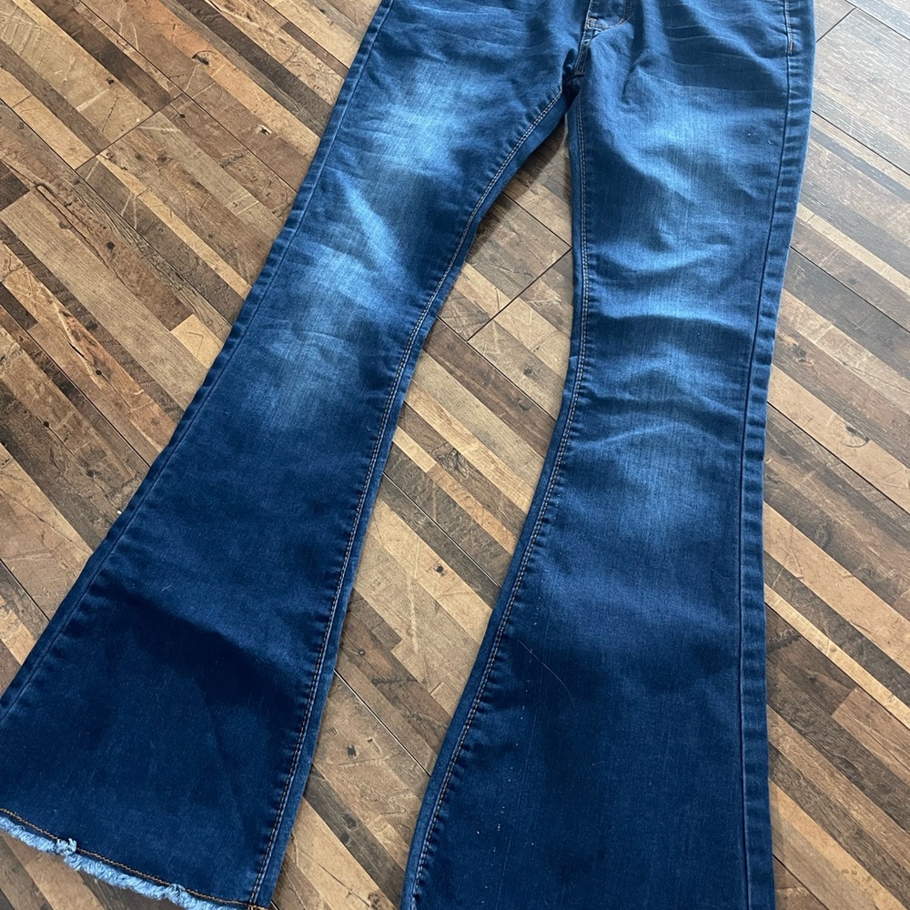 Women's Flared Blue Jeans